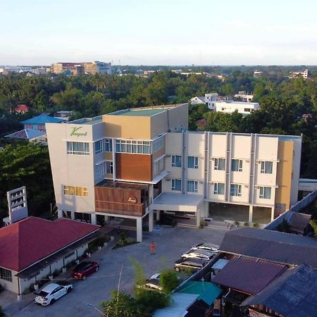 Jrp Vanyard Resort Hotel Kalibo Esterno foto