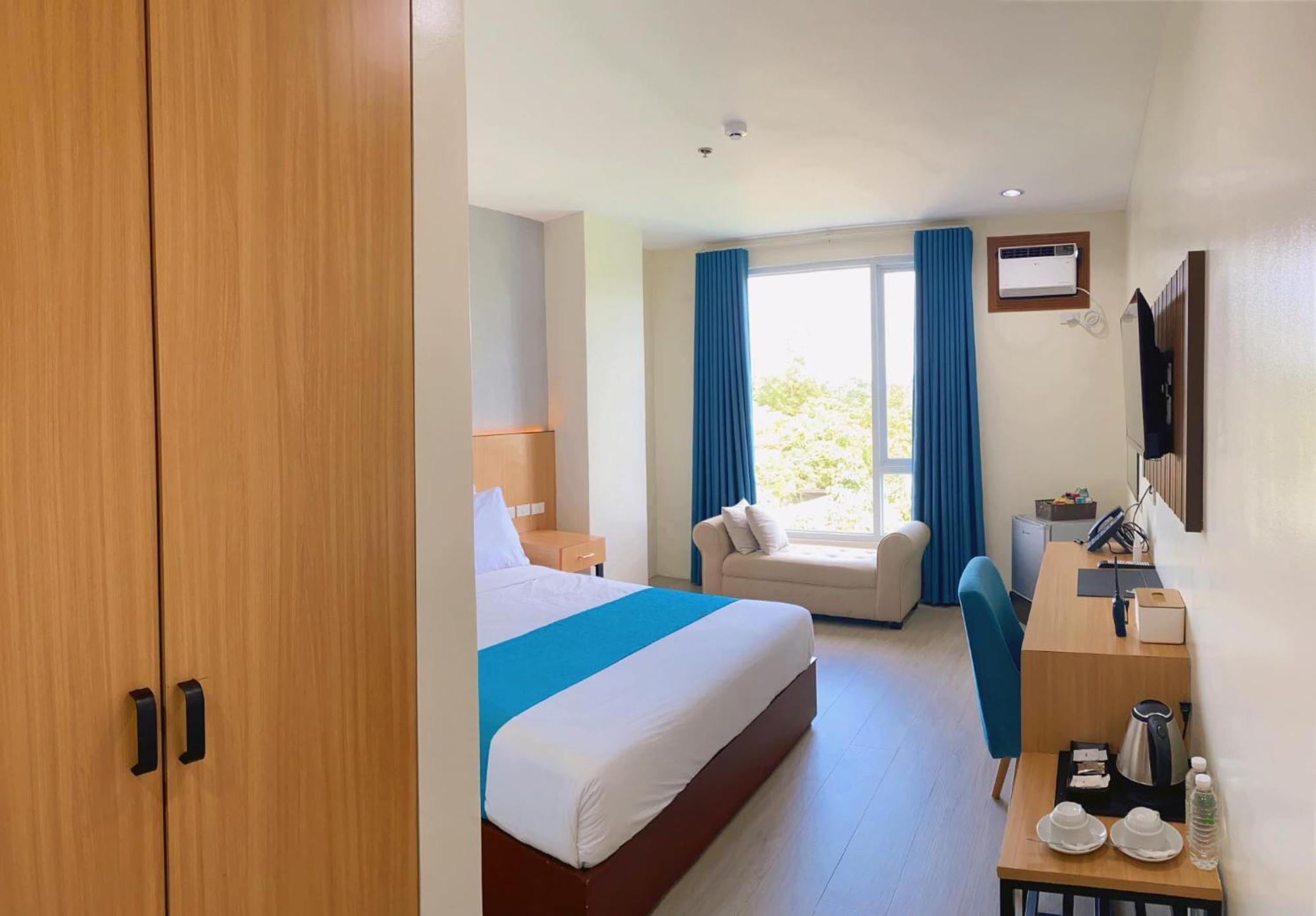 Jrp Vanyard Resort Hotel Kalibo Esterno foto