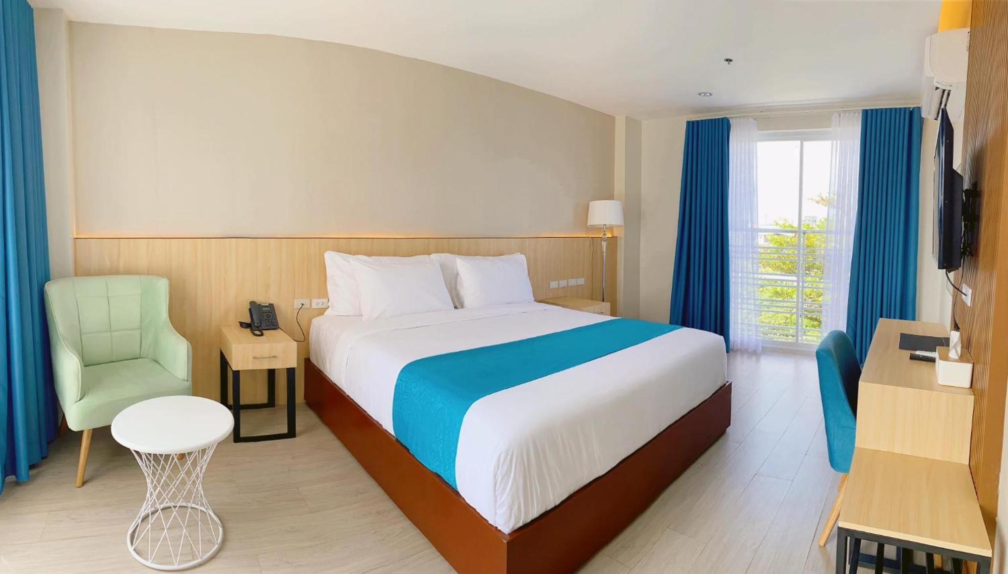 Jrp Vanyard Resort Hotel Kalibo Esterno foto
